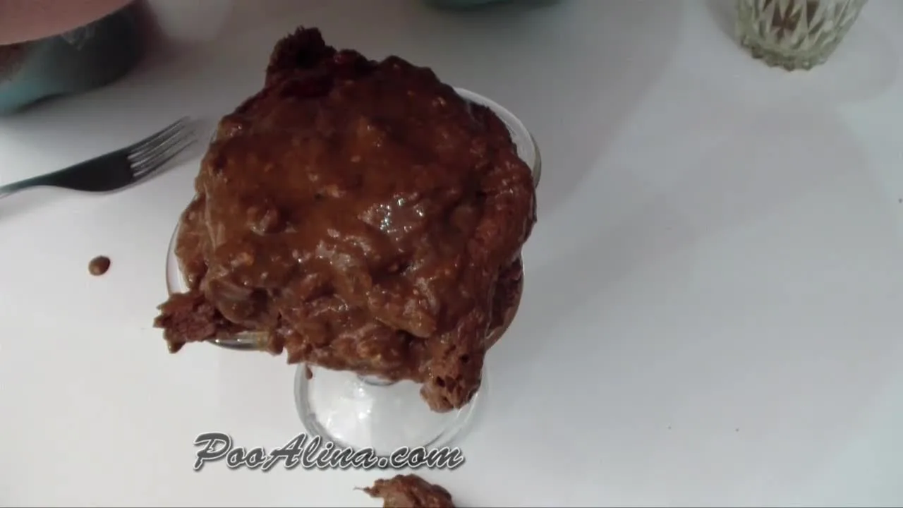 PooAlina – Morning Dinner is served!