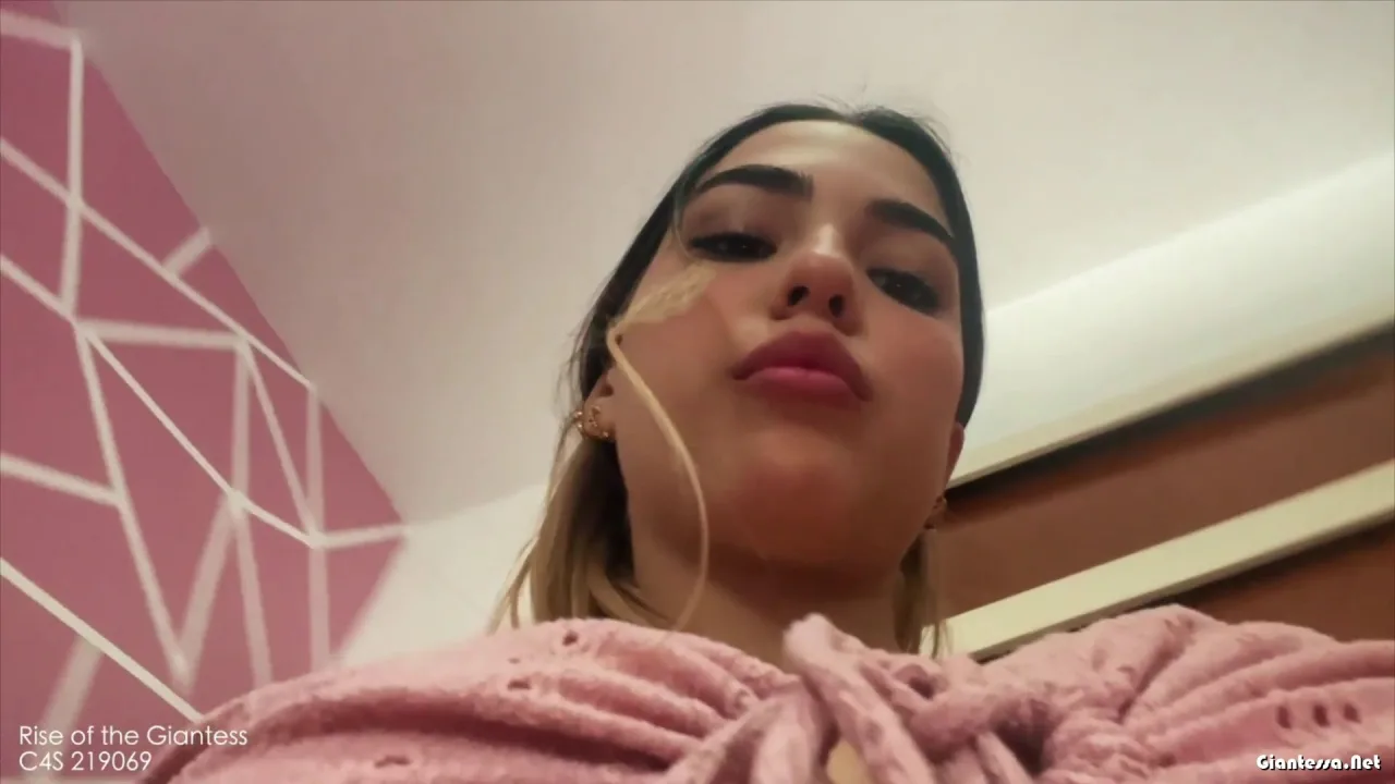 Rise Of The Giantess – GOTCHA, now I am going to eat you!