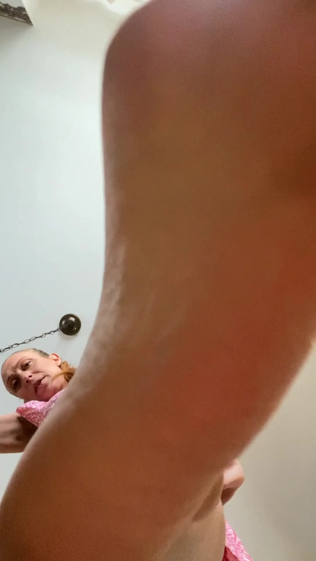 QueenMotherSoles – Giantess Slave Sole Licker