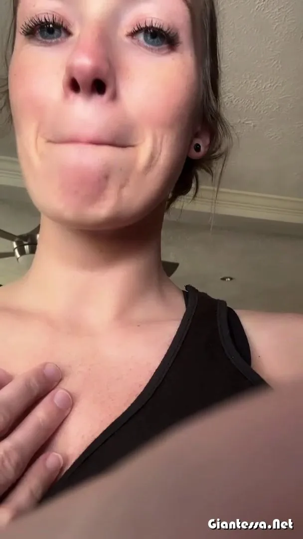 Giantess Ashton – Frenemies