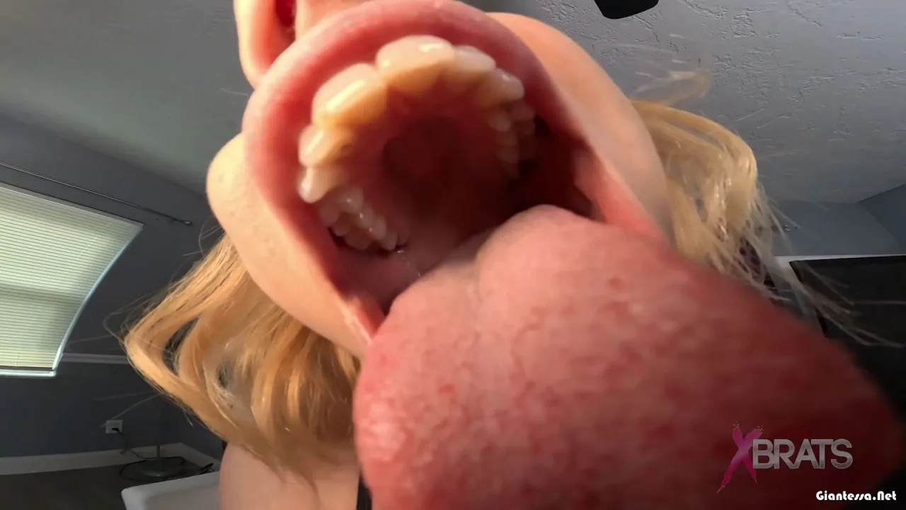 Bratty Foot Girls – Bitches Get EATEN for Thanksgiving!
