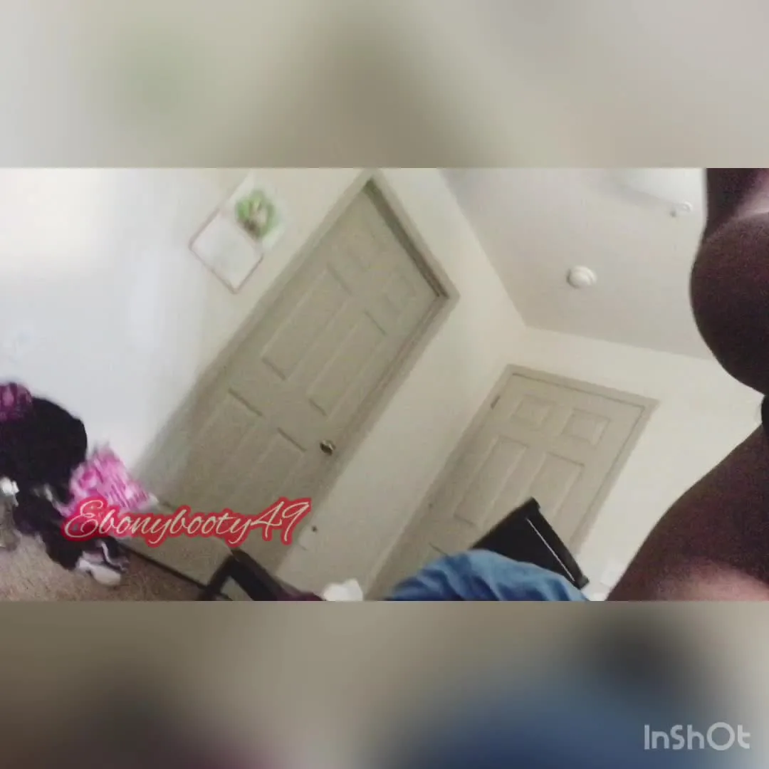 Ebonybooty49 – Torturing fart slave with suprise shit