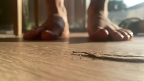 WorldUnseenFilms – The Micro Maniacs