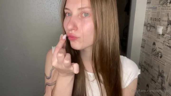 Nelly Giantess – Vore Video With Olives 2