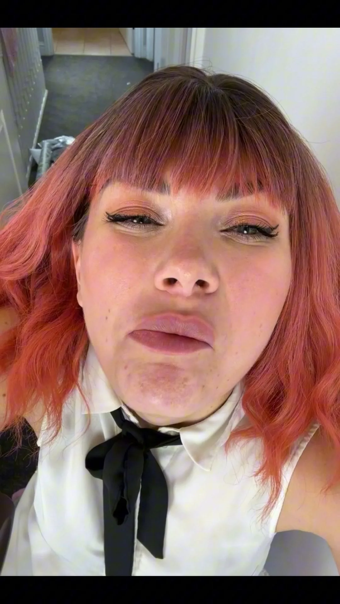 Yourhikerbabe – Vore Giantess Teacher Eats You