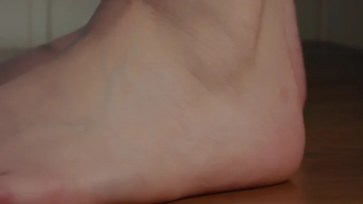 Giantess Alina – Ultra Micro squeeze VFX SFX