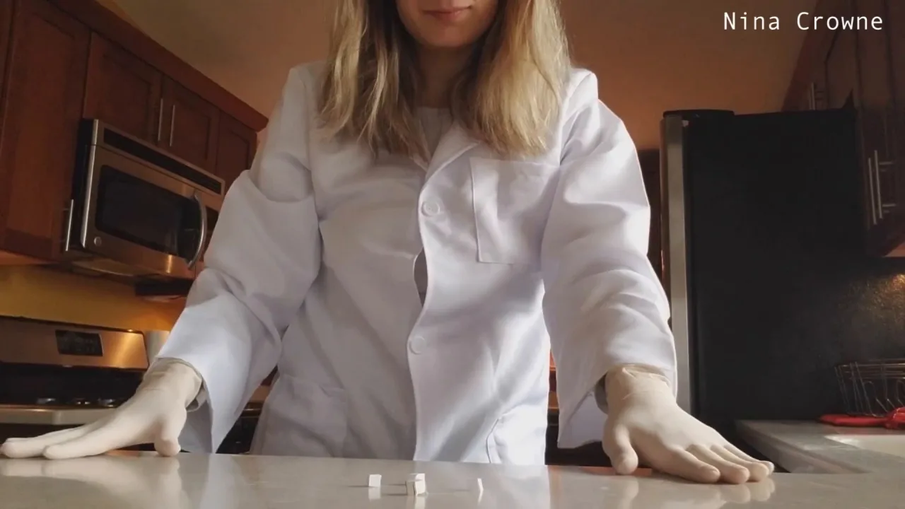 Nina Crowne – God is a Giant Scientist