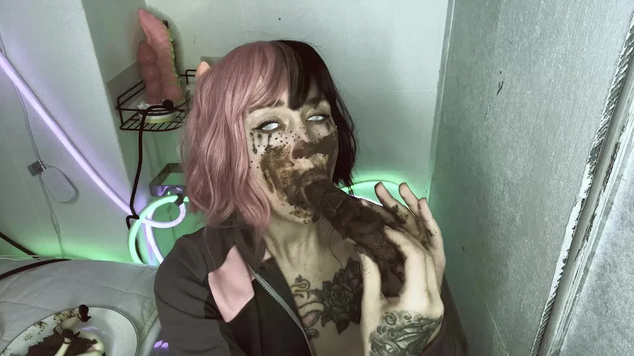DirtyBetty – I PLAY with TOYS how I want