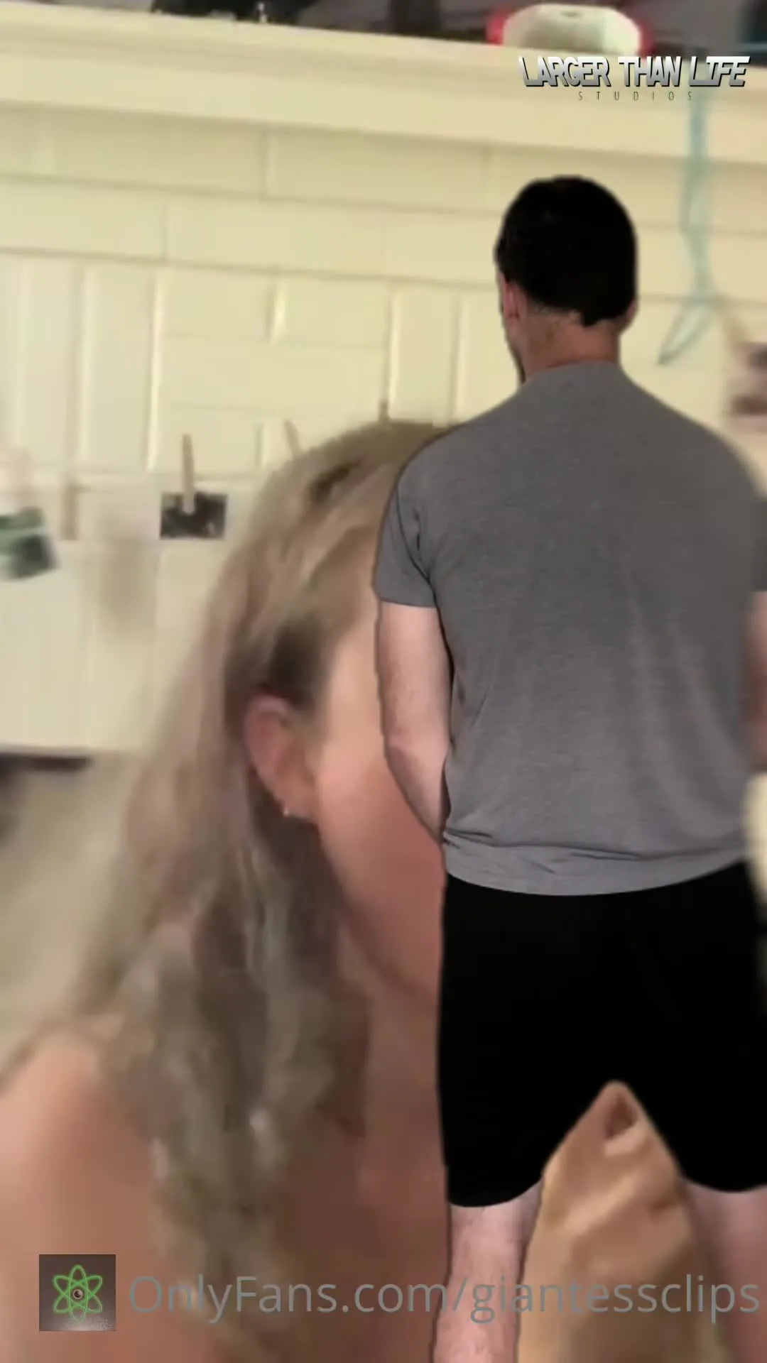 Larger Than Life – Sugar Shrinks You with Blowjobs