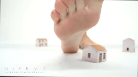 Nikemd – Adriana Village Rampage