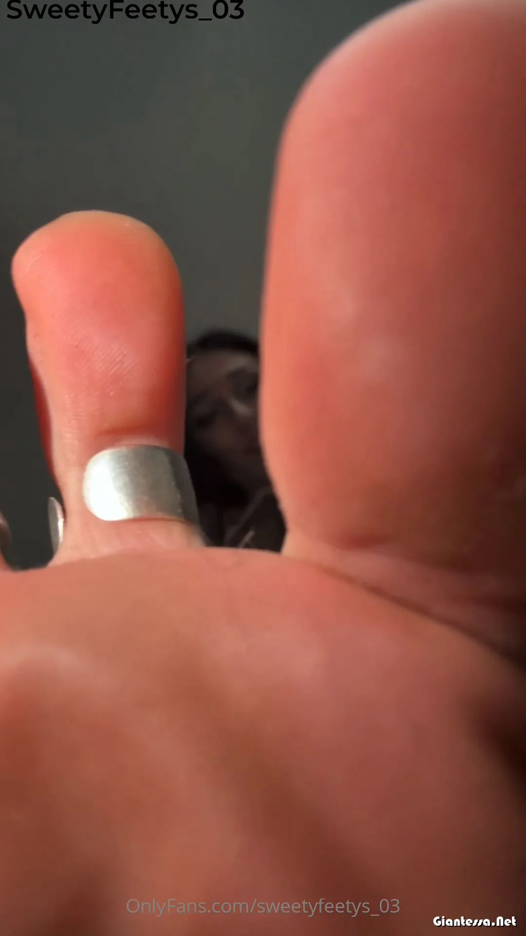 SweetyFeetys03 – GIANTESS POV WORSHIP FEET OR GET SQUISHED