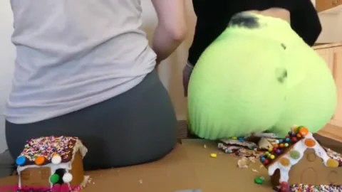 Filth Fetish Studios – Gingerbread Giantesses