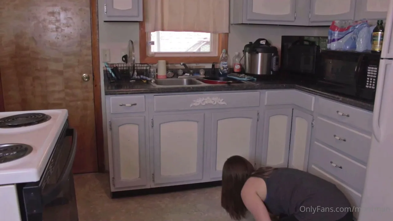 Mant Man Productions – Abusive Girlfriend SFX