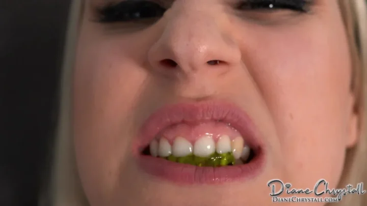 Diane Chrystall – Biting Gummybears Vore 3