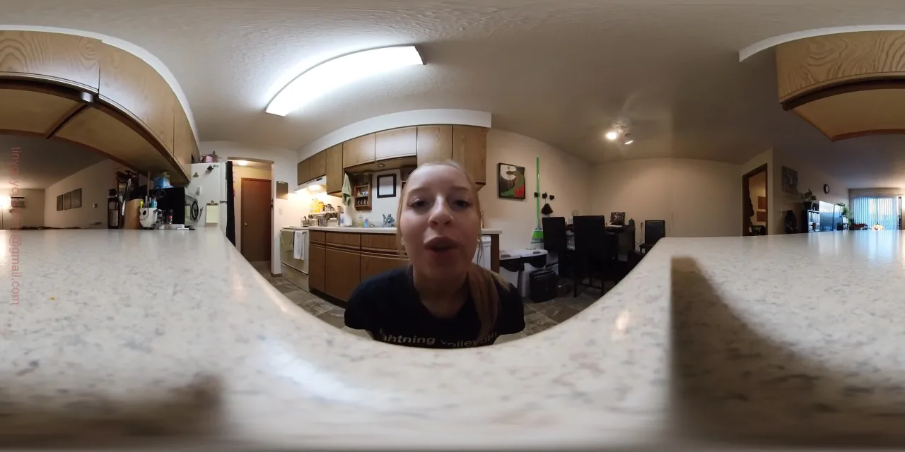 Zaurus Swallowed Alive VR