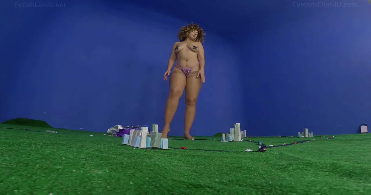 GiantessZone Movies – Horny Mega Alien Attack