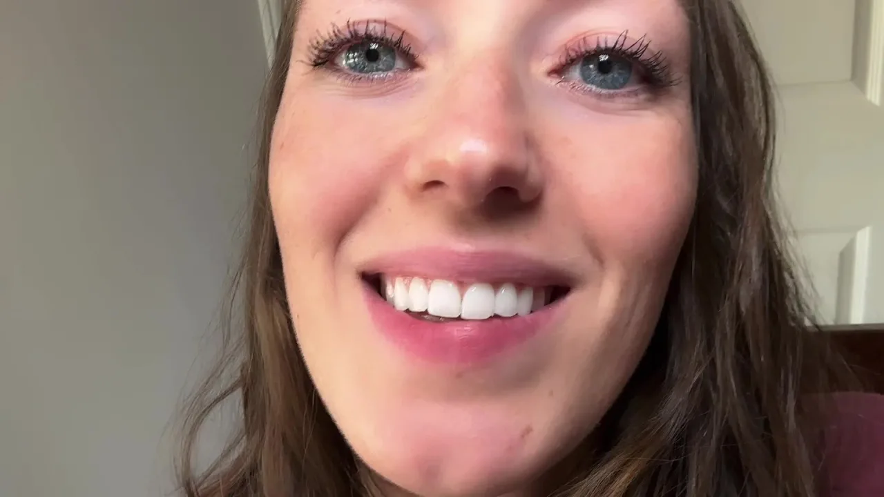 Giantess Ashton – Boyfriend Material