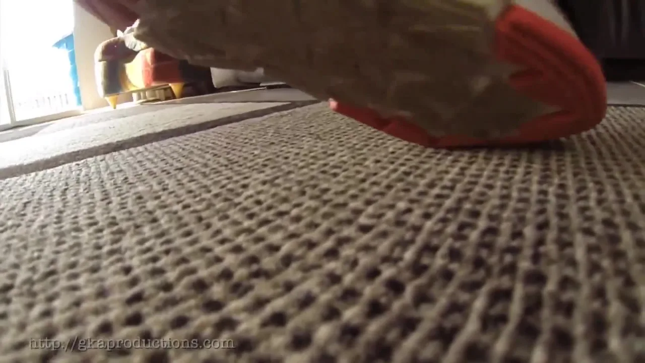 Cruel Giantess Joranda Leigh Toys With Eats You