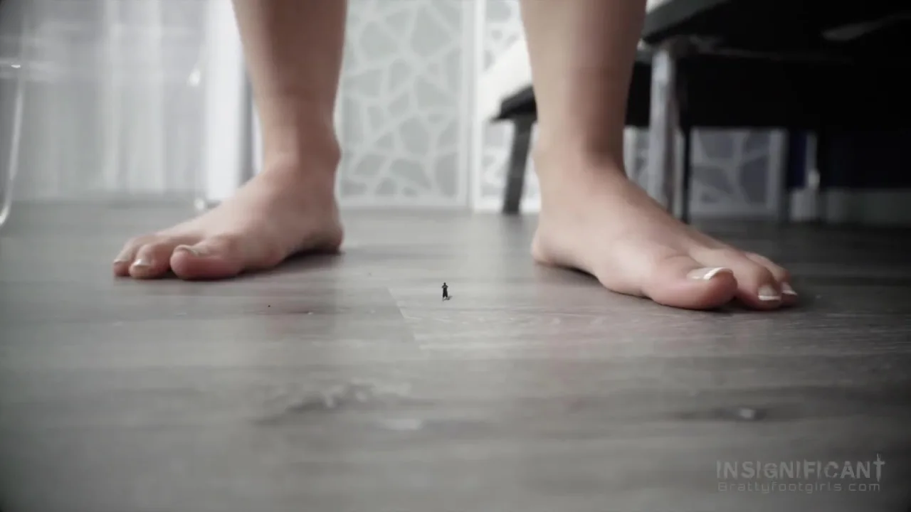 Bratty Foot Girls – Insignificant SFX (Natasha Ty)