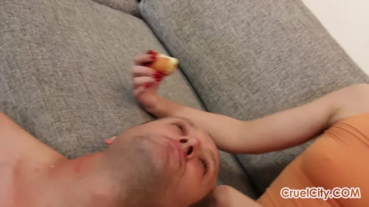 Anne Love Spitting Chewed Apple into This Losers Mouth