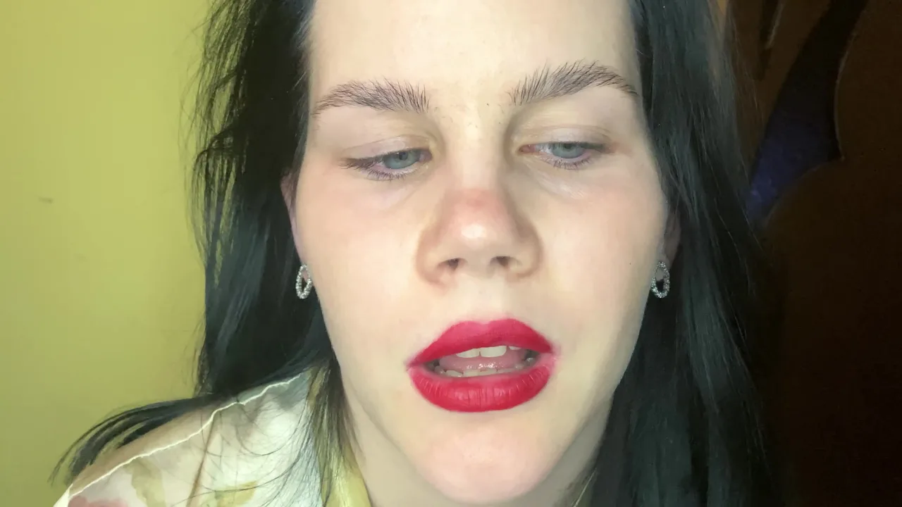 Anna Sky – Giant woman slow and mov