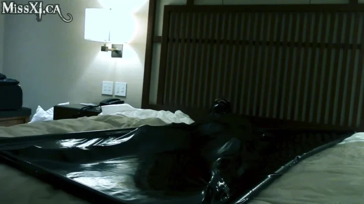MISS XI latex femdom chastity Latex Vacbed