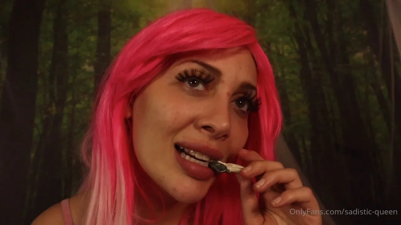 Sadistic Queen – Licked, Teased, Swallowed