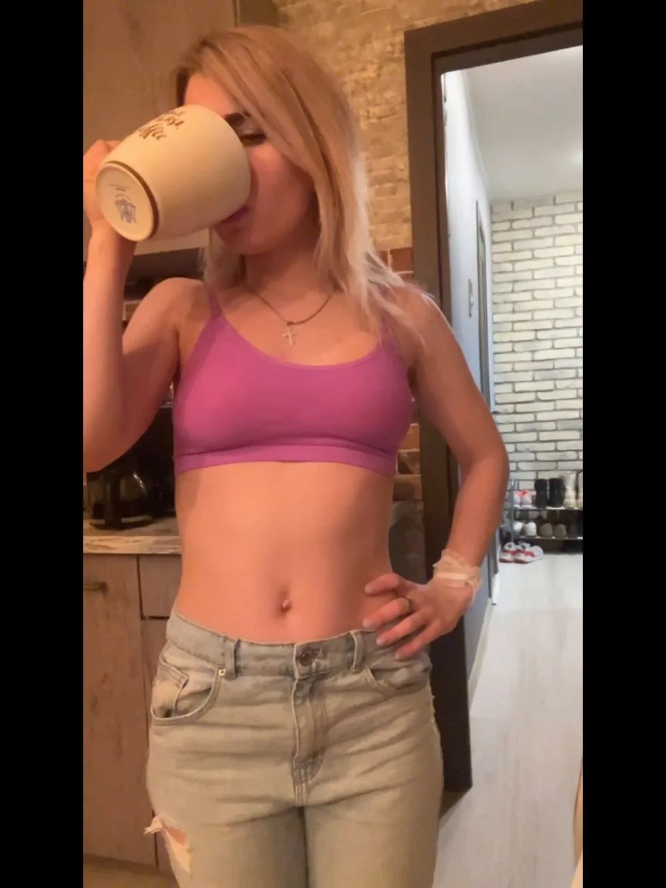 Misty Phoenix – Accidentally peeing and pooping in my jeans
