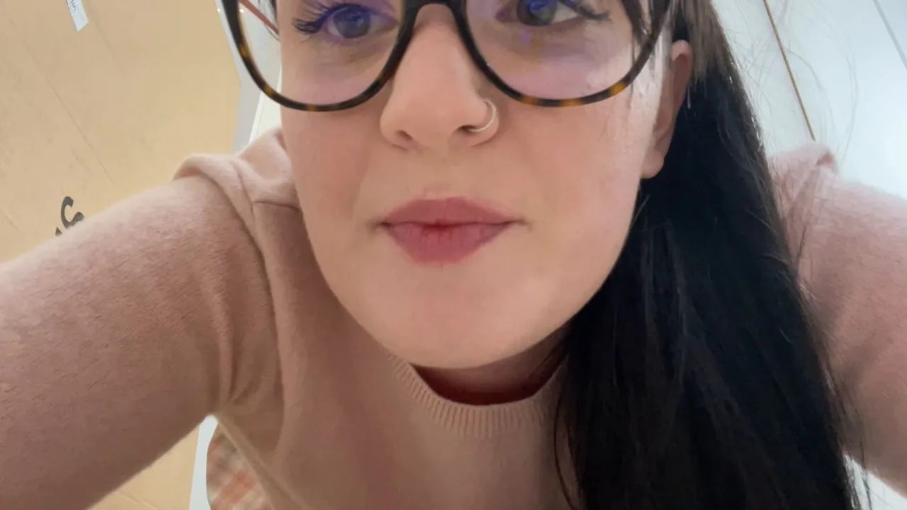 Daisywestcoast – Classmate Shrinks You POV