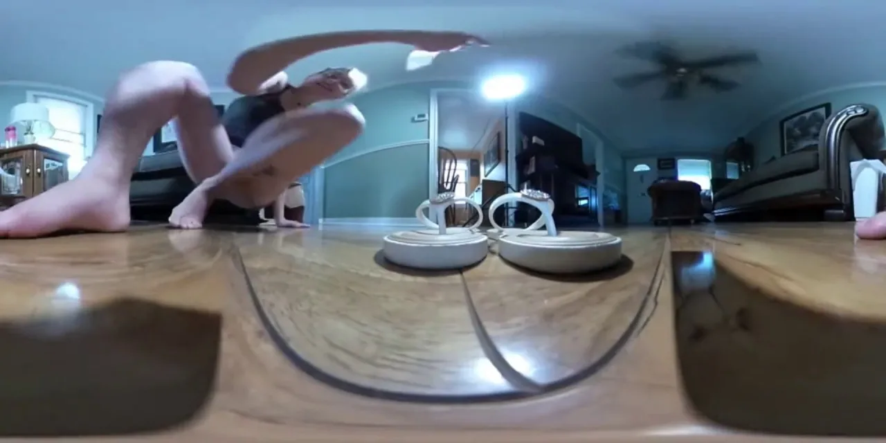 Canadian Giantess – 360 VR Shrinking Reginas Failing Student POV Best Quality