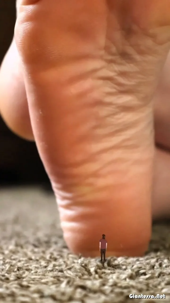 Watch Never Noticed Unaware Giantess SFX