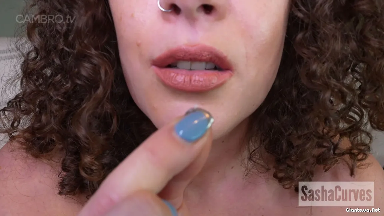 Sasha Curves – Giantess vs Tinies Survival of the Fittest