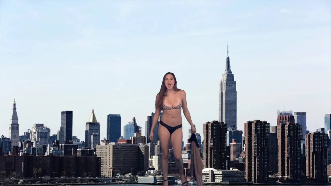 Sadie Holmes – Out Grows The City