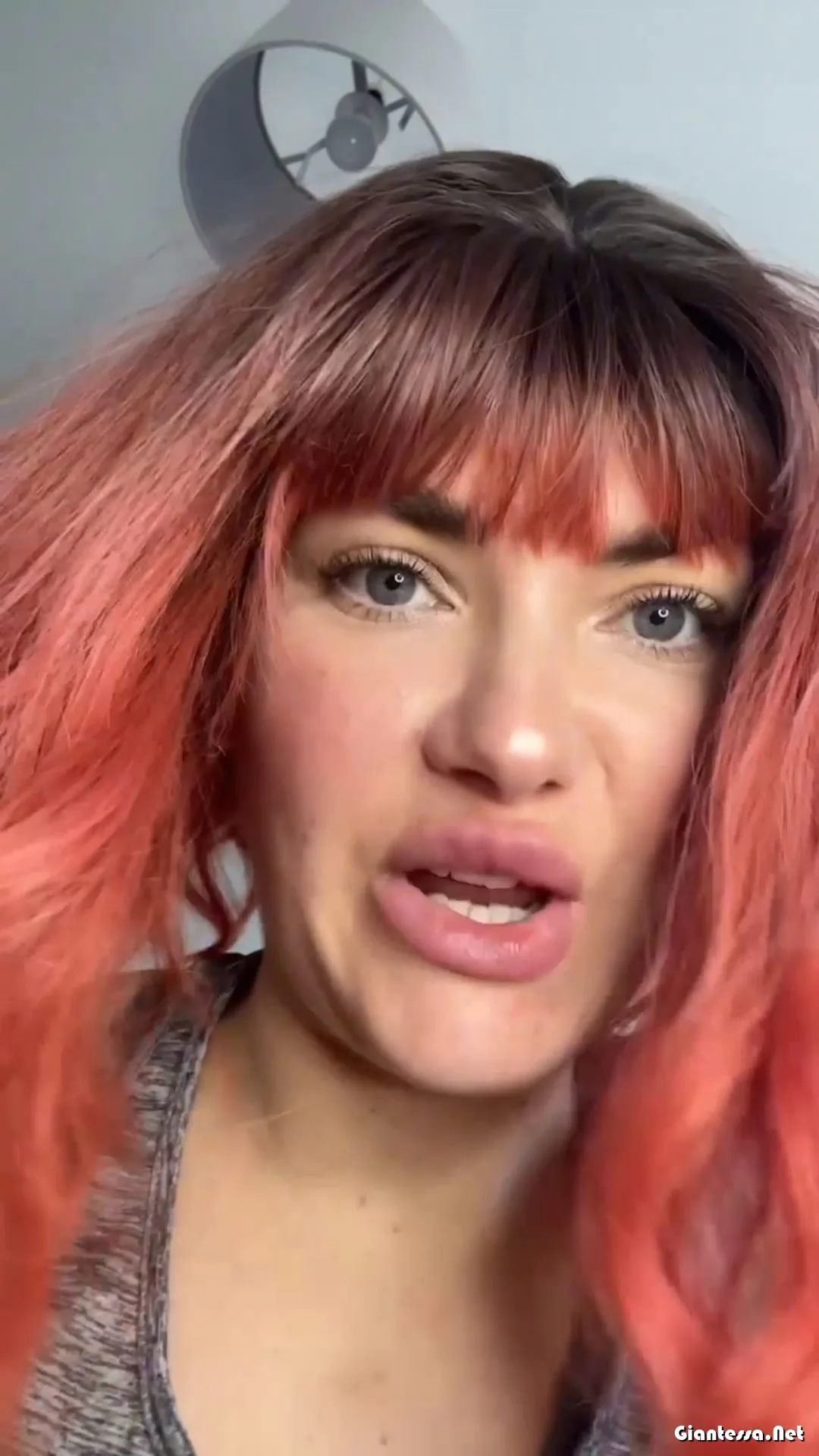 Yourhikerbabe – Vore Teases You With Her Tongue Then Eats You