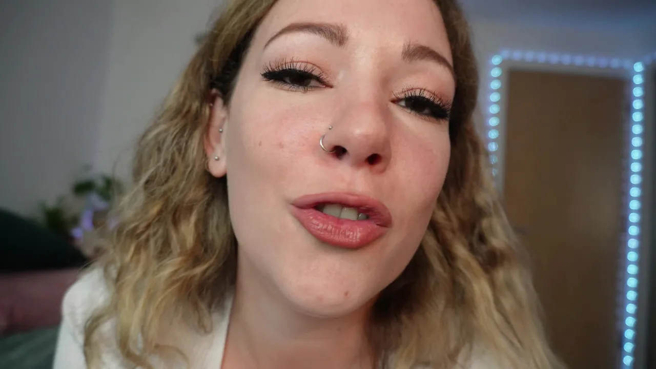Sasha Curves – Giantess StepMom Has Her Way With You